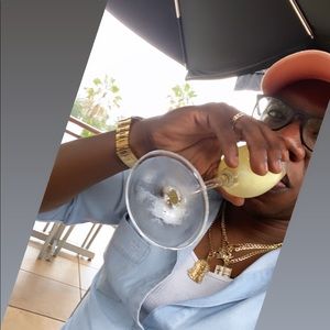 Meet your Posher, Sellan